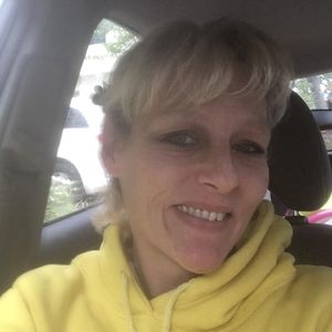 Meet your Posher, Chrystal